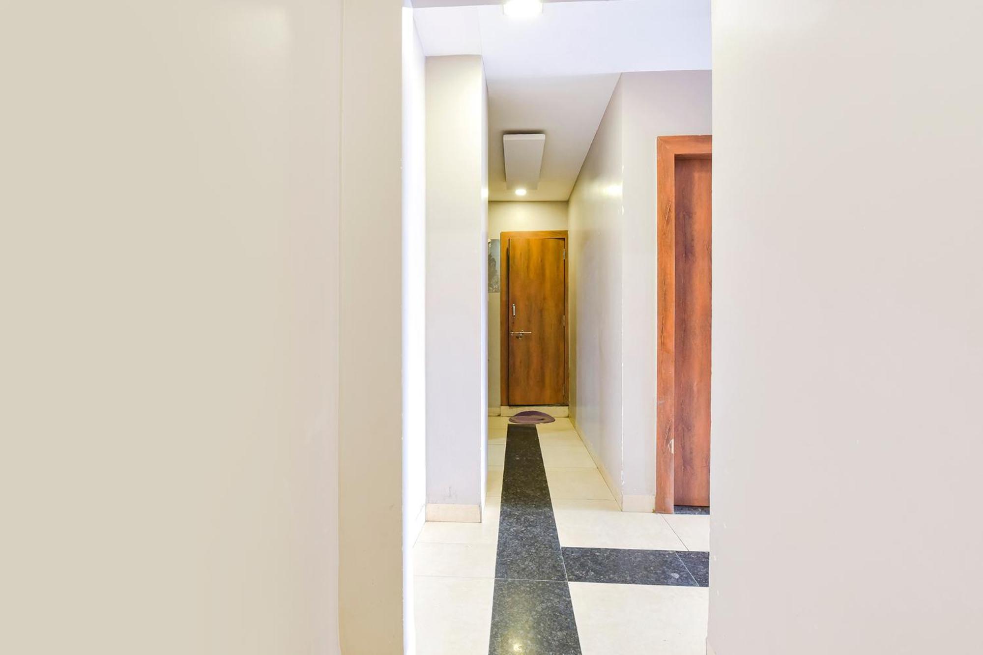 Fabhotel Raghumani Palace Ujjain Exteriör bild